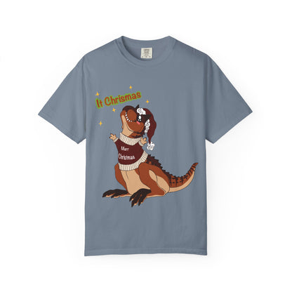 Carnotaurus in Santa Hat | It Christmas Meme | Christmas T-Shirt | Dinosaur Christmas Tee | Dinosaur Lover Gift | Dino Holiday Sweater